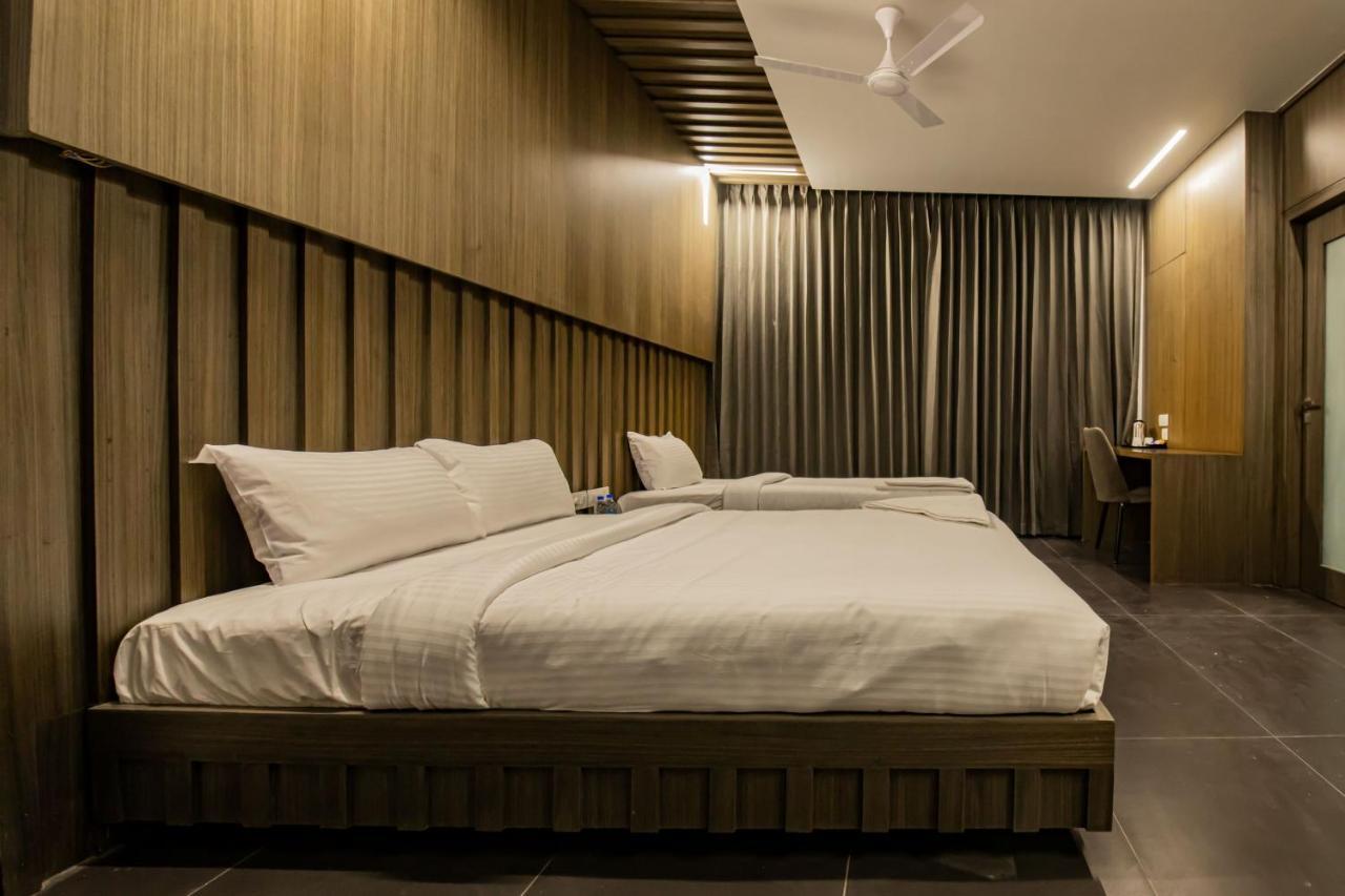 Hotel Rathna Residency - Near Us Consulate à Chennai Extérieur photo