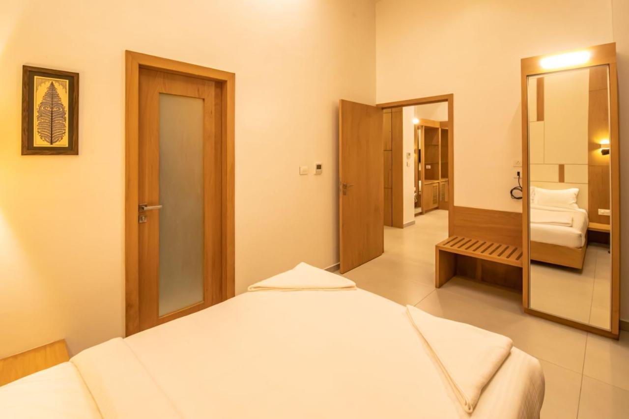 Hotel Rathna Residency - Near Us Consulate à Chennai Extérieur photo