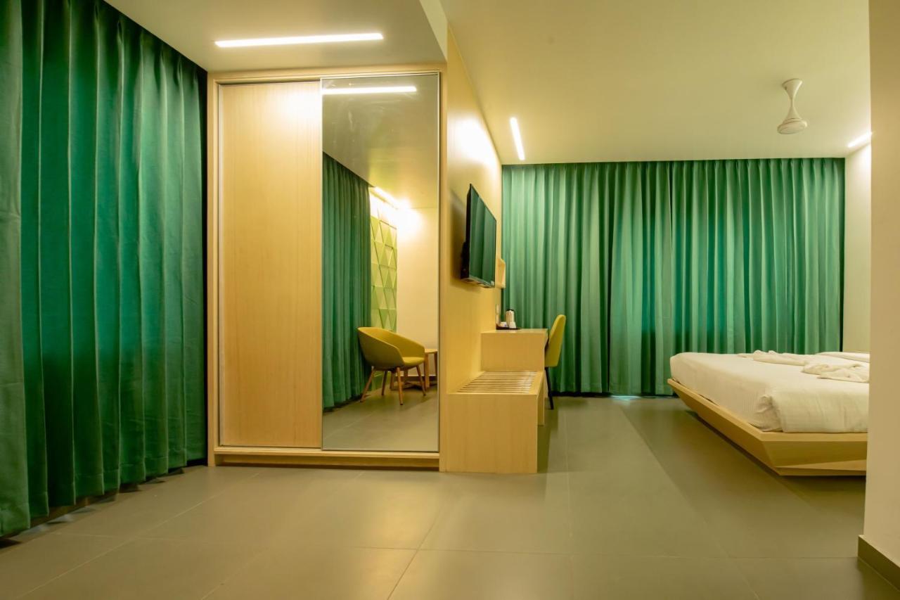 Hotel Rathna Residency - Near Us Consulate à Chennai Extérieur photo