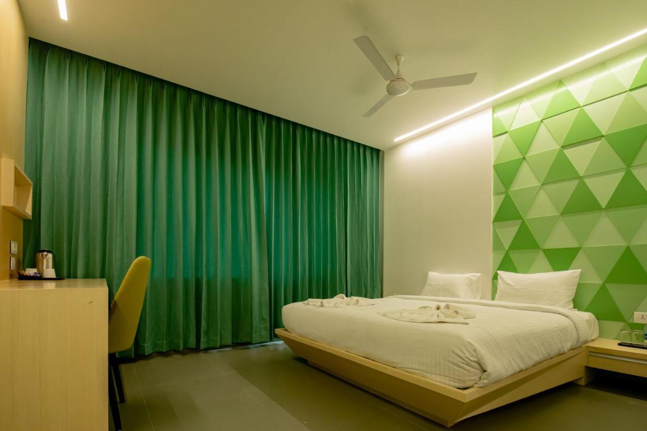 Hotel Rathna Residency - Near Us Consulate à Chennai Extérieur photo