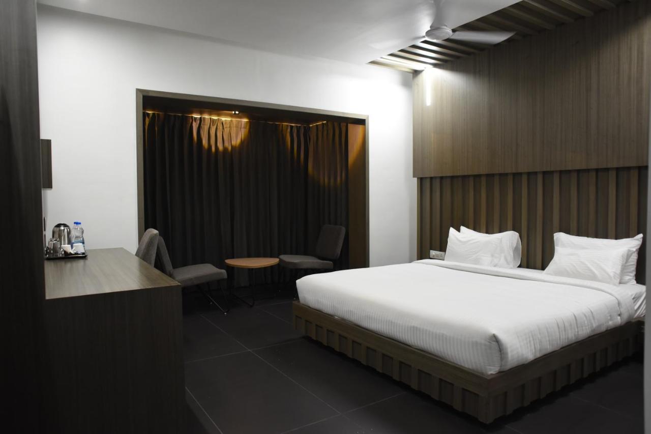 Hotel Rathna Residency - Near Us Consulate à Chennai Extérieur photo